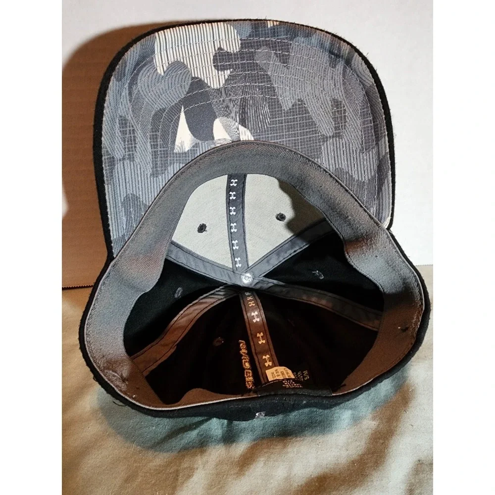 Black Youth Under Armour Hat Small/Medium